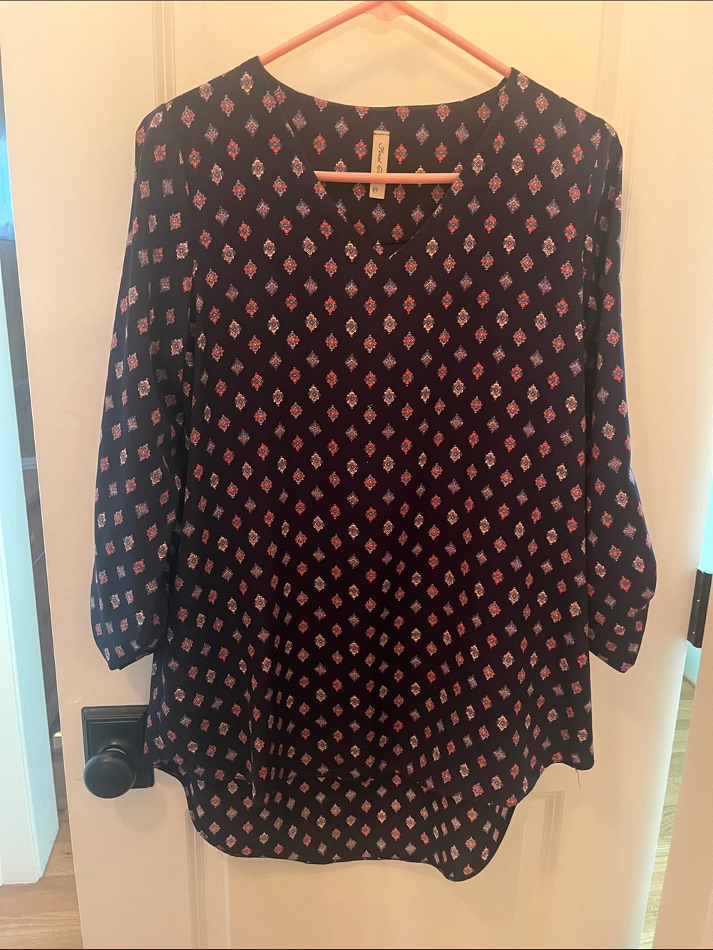 ❤️ 6 for 20 ❤️Final Touch Navy Tunic with Orange & Cream Diamond Print